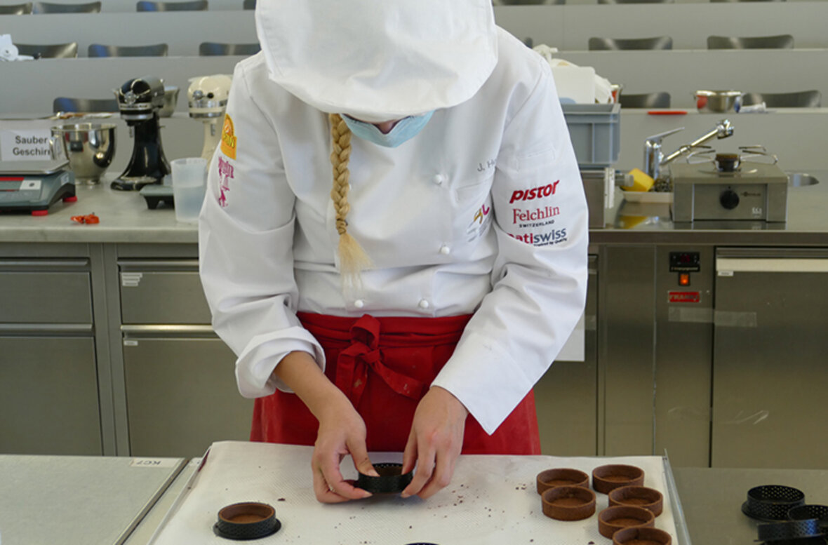Jessica Henz bei der Arbeit an den Swiss Skills