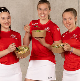 Hockey meets Salad